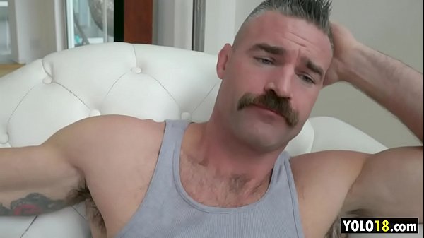 Lame Boyfriend Triggers Ravishing Emily Willis To Slam The Instead