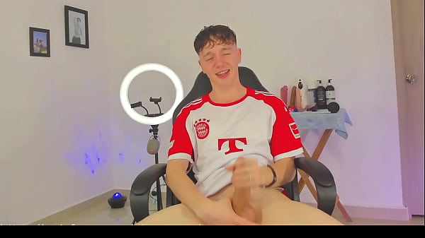Exploding Intense In Camera And Eating My Own Spooge
