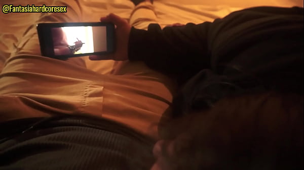 Mi Hermanastra Se Atraganta Con Mi Pene Despues De Ver Una Pelicula PARTE 1