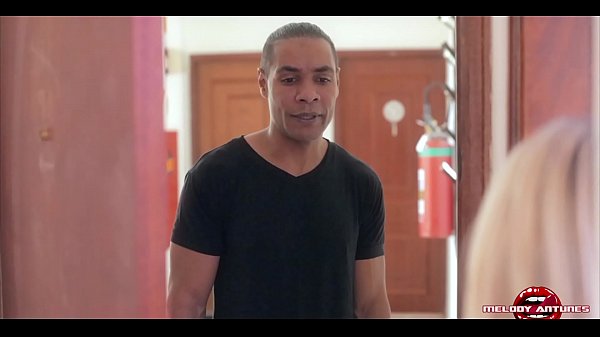 GOZEI GOSTOSO NA PICA GIGANTE DO MORENO SAFADO | COMPLETO XRED| MELODY ANTUNES