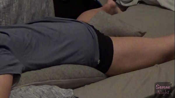 Non-exaggerated Pillow Grinding