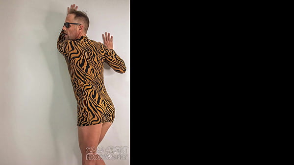 Tiger Fem Dad
