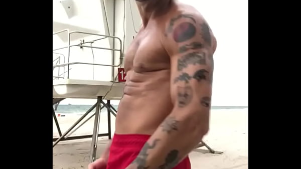 Flexing At Fort Lauderdale Beach