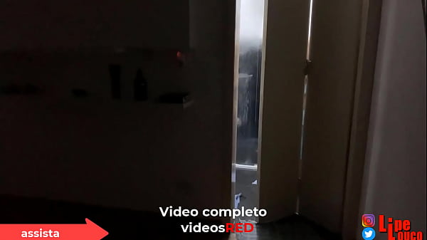 Espiando Gostosa No Banho E Veja Oque Aconteceu ( Completo XvideosRED )