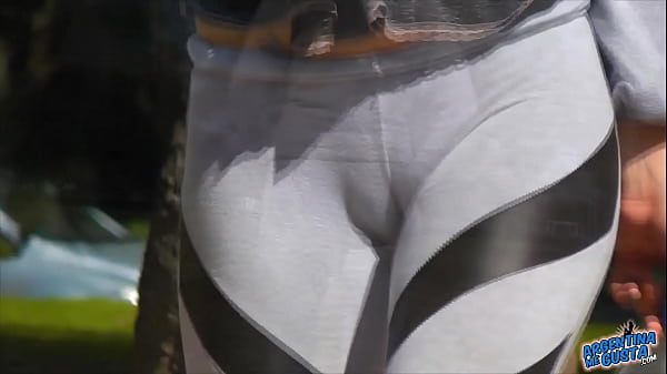 Best Young-babe CAMELTOE And REAR Exposure In Public! Leggings Tease!!