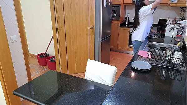 Sultry Private Chef Is Lured With A Massage