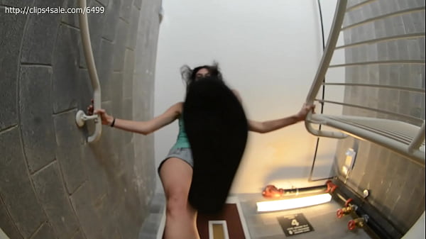 Beach Bod Diva Can't Stand Tiny People Like You EXTREME GRIND And TRAMPLE POV