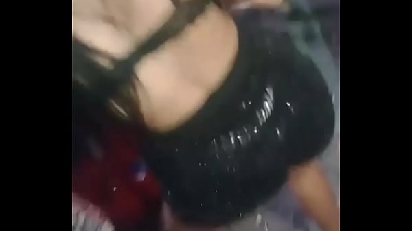 Gostosa Dancando