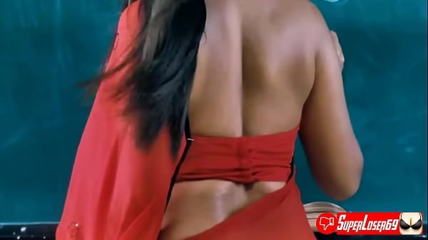 Dusky Diva Nayanthara In Hot Music Video