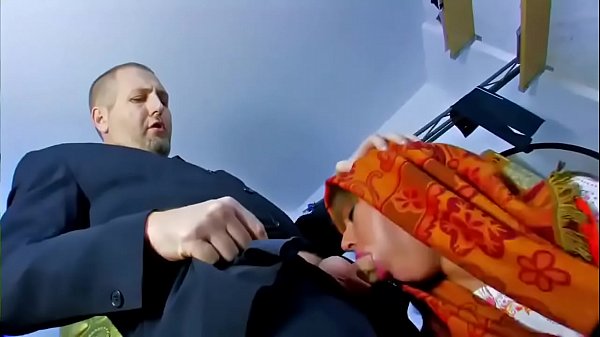Voluptuous Babe Has Sex With A False Pastor