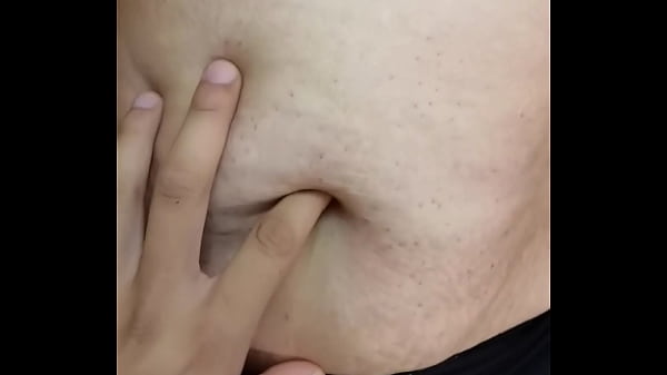 Wanderring A Milf's Navel