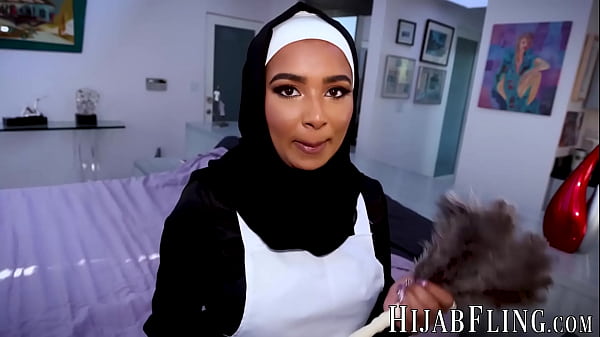 Donnie Visits His New Co-worker, Hijab-wearing Girl Babi, And Presents To Help Her Get Acclimated To Her New Job!