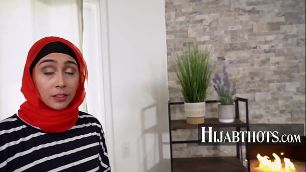 Unworldly Hijab Stepmom POV - Lilly Hall