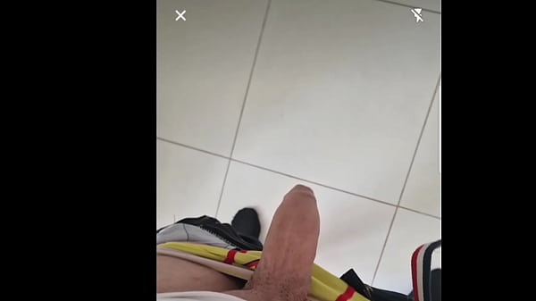 La Depiladora Cachonda Parte 4