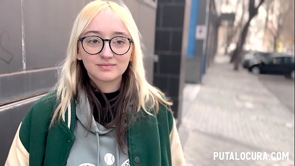 PutaLocura - Pillada De Torbe A Friki Rubia EmeJota Y Se La Folla