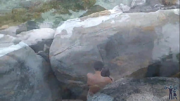 Levei A Namorada Na Praia Para Ter Uma Linda Vista, Só Não Disse Qual