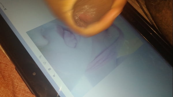 Me La Jalo Para Una Amiga
