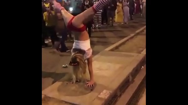 Amateur Sex Girls Presenting Sexy Skills