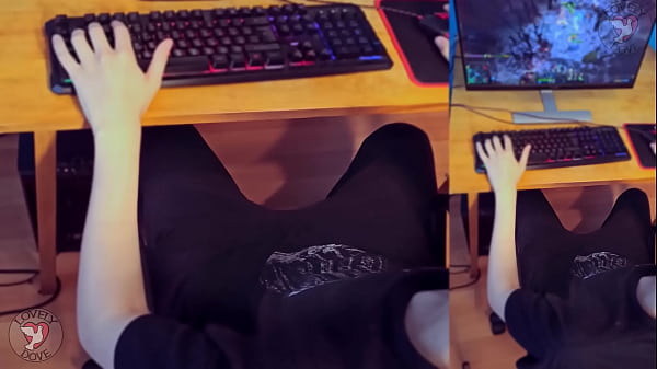 Suck My Boyfriends Member While He Playing Dota 2