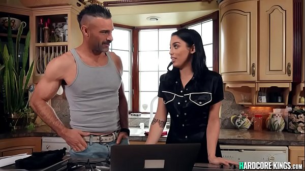 Gardener Butt Sex Hammers Latina Housemaid