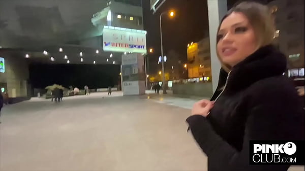 Martina Smeraldi Si Fa Scopare Nel Camerino Dal Cazzone Nero Di Freddy Gong
