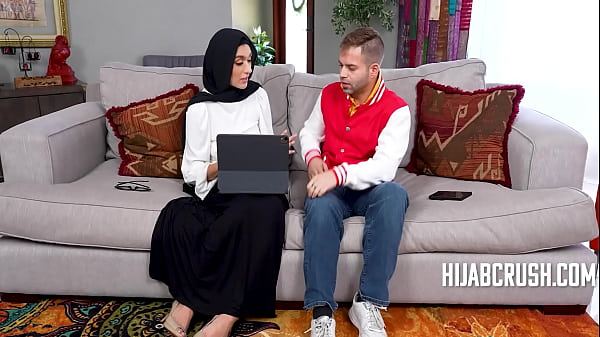 Muslim Chicks Have Great Imaginations - Aubry Babcock