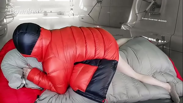 Overfilled Mountain Hardwear Down Jacket Gets Smotherred In Load After Fixation BioScience Experiment !!!