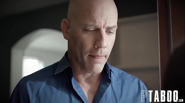 Tricking Guy Derrick Pierce's Coed Mistress Aria Lee Refuses To End Affair
