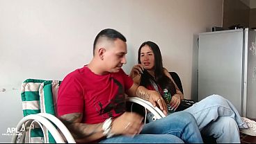 Una Larga Charla Que Termino En Una Metida De Polla - Historia Completa