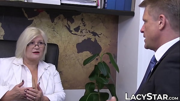 GILF Lacey Starr Tricks Patient Into Doggy Penetration
