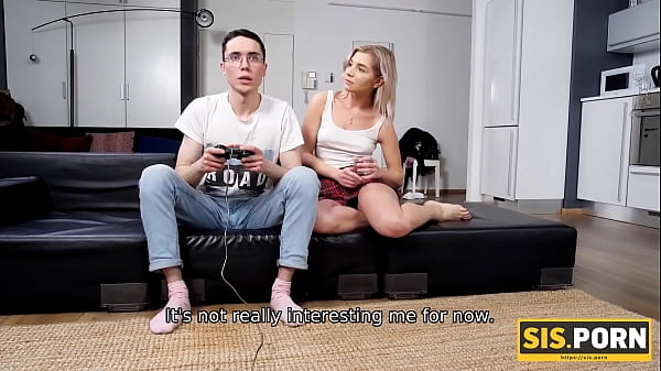 SIS.PORN. Hottie Yearns Nothing But Sex And Finding Stepbro Busy Tries To Entice Guy