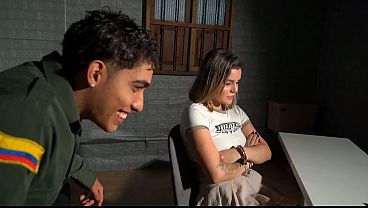 Hermosa Reclusa Es Follada Por Enorme Verga De Policia - Melanie Caceres & Tommy Verga
