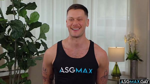 Three Amateurs Having Their First Gay Porn Audition! A Bit Nervous At First, Caleb Parker, Stroke Jacob, And Vincent Grey Soon Forget Time And Space!