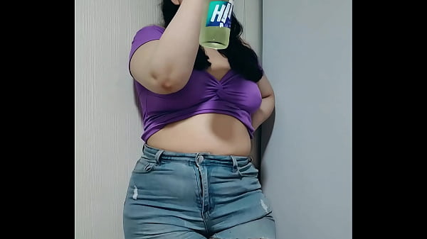 Nicole Teasing Before Penetrating Her Stomach