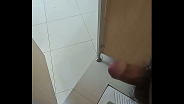 Public Toilet Door Open Self-pleasure – Risky Money Shot Outside