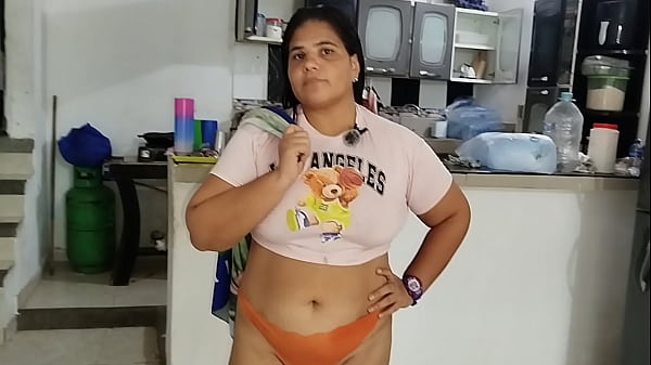 ¡El Dueño De La Casa Viene A Buscar La Renta Del Mes! ¡Le Ofrecí Mi Cuerpo Y Aceptó! ¡Dame Fuerte, Viejo Sucio! Duele, Pero Dame Fuerte, Sí, Fuerte.