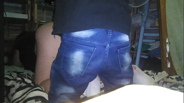 Le Meto Los Dedos A Putita Con Tanga Rosadita Por La Noche