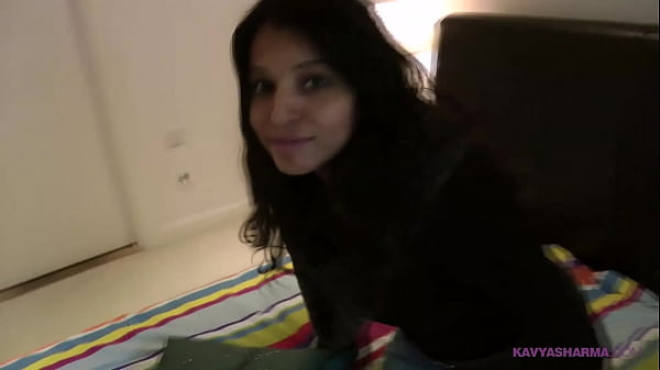 Tempting Desi Girl Kavya Sharma Porno Show