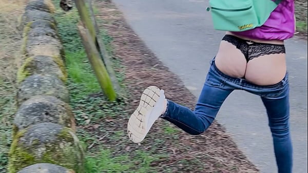 Fantasie Di Lara Ep.2 - Nel Bosco In Cerca Di Cazzi Da Succhiare
