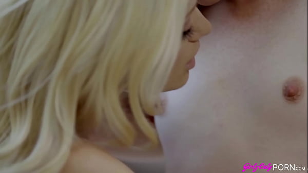 Charlotte Stokely, Elle Alexandra Her Frantic Action On Camera