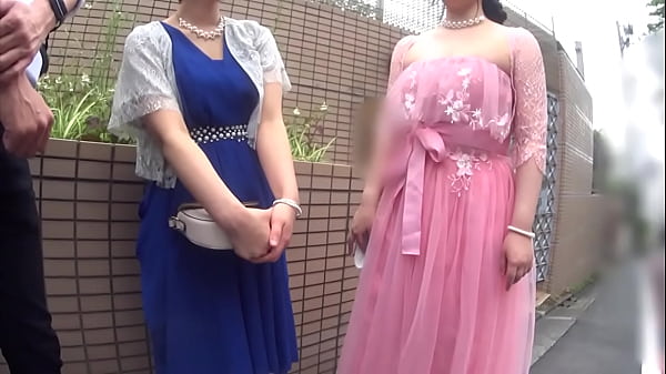 結婚式の撮影をしに来たGカップ22歳新婦に中出し 2