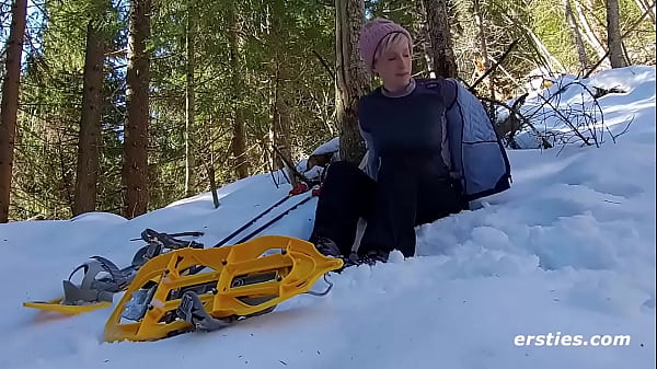 Ersties - Veronicas Ausflug In Den Schnee Mit Heißem Gush