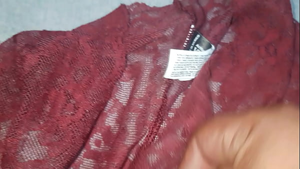 Buen Chorro De Semen En Los Calzones Guindos De Mi Amiga