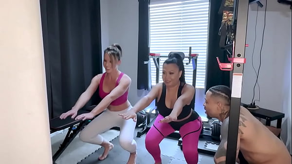 Bottomless Workout W/ Two Hot Mommies