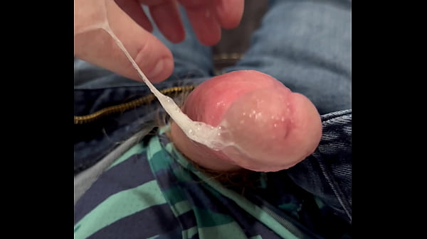 Amateur Wanking Off At Home