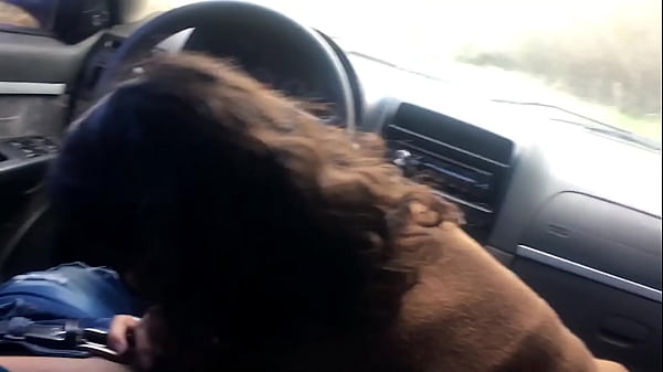 Novia De 18 Años Me Chupa La Polla Por Primera Vez