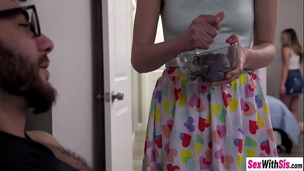 Sexy Young-babes With Nice Backsides Chloe Cherry And Delicate Stepsis Ms Faris Gets Stepbrothers Huge Cock After They Cleaned It