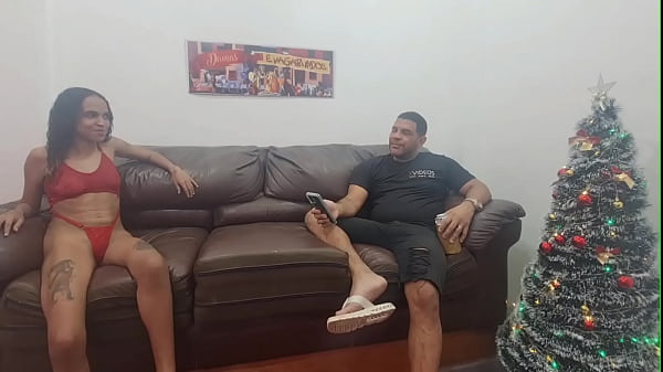 Parte-01 Surfistinha No Sofá Com Leo Ogro Revela Que Se Arrepende De Ter Abandonado A Filha E Foi Trabalhar Em Cabaré Por Estar No Tédio Em Casa.