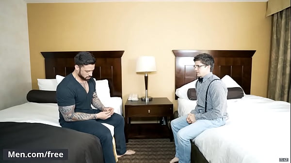 (Jordan Levine Will Braun) - The Nerd The Men.com