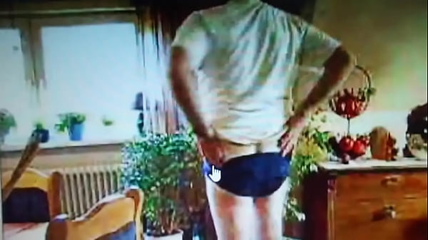 .com 5272501 Stafan Strippt 720p